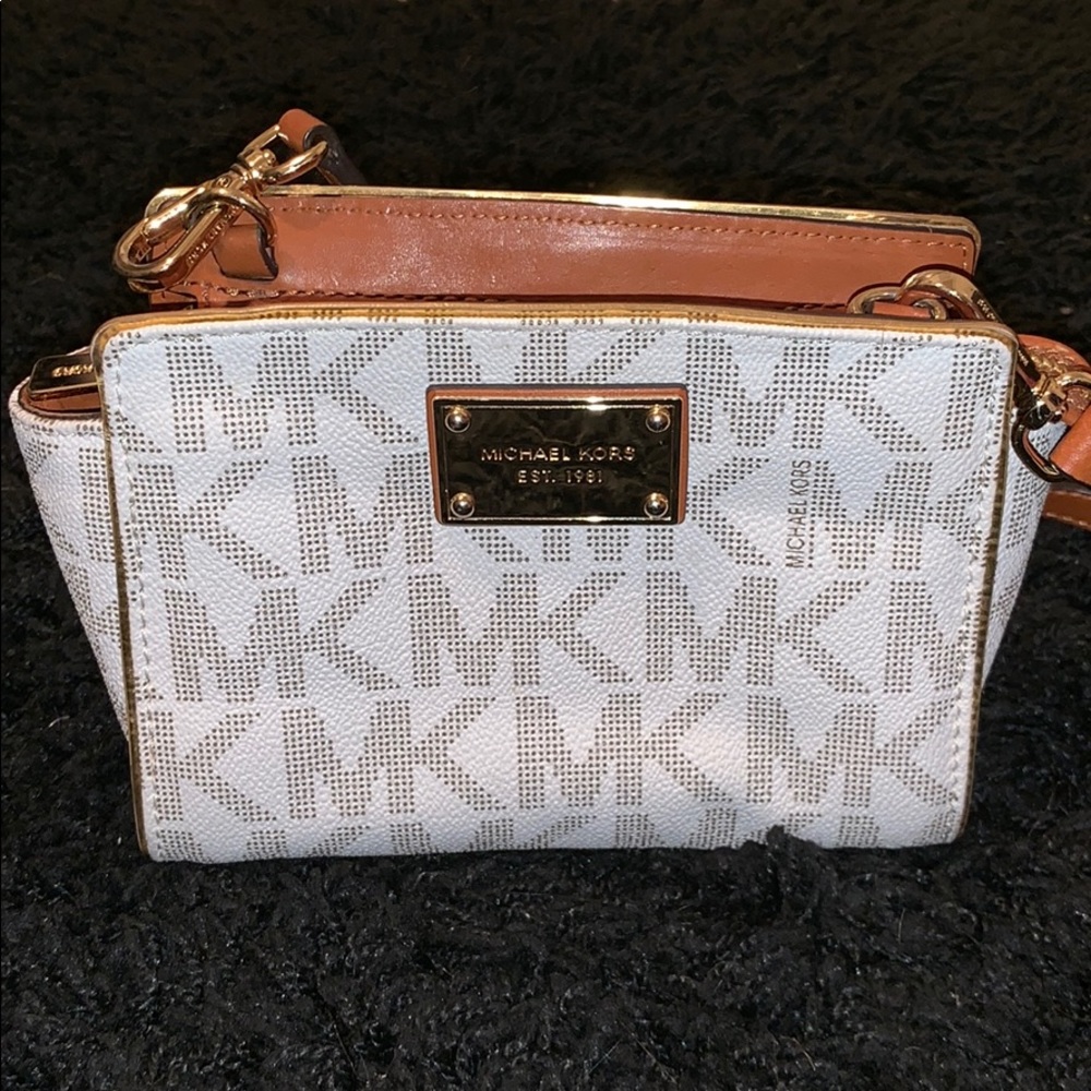 Michael Kors Crossbody Bag